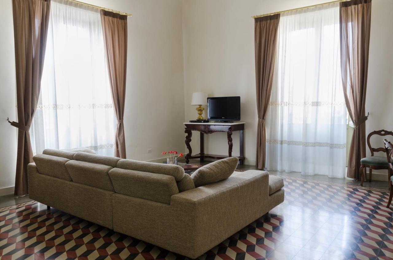 Don Giovanni Charme Apartment Катания Екстериор снимка