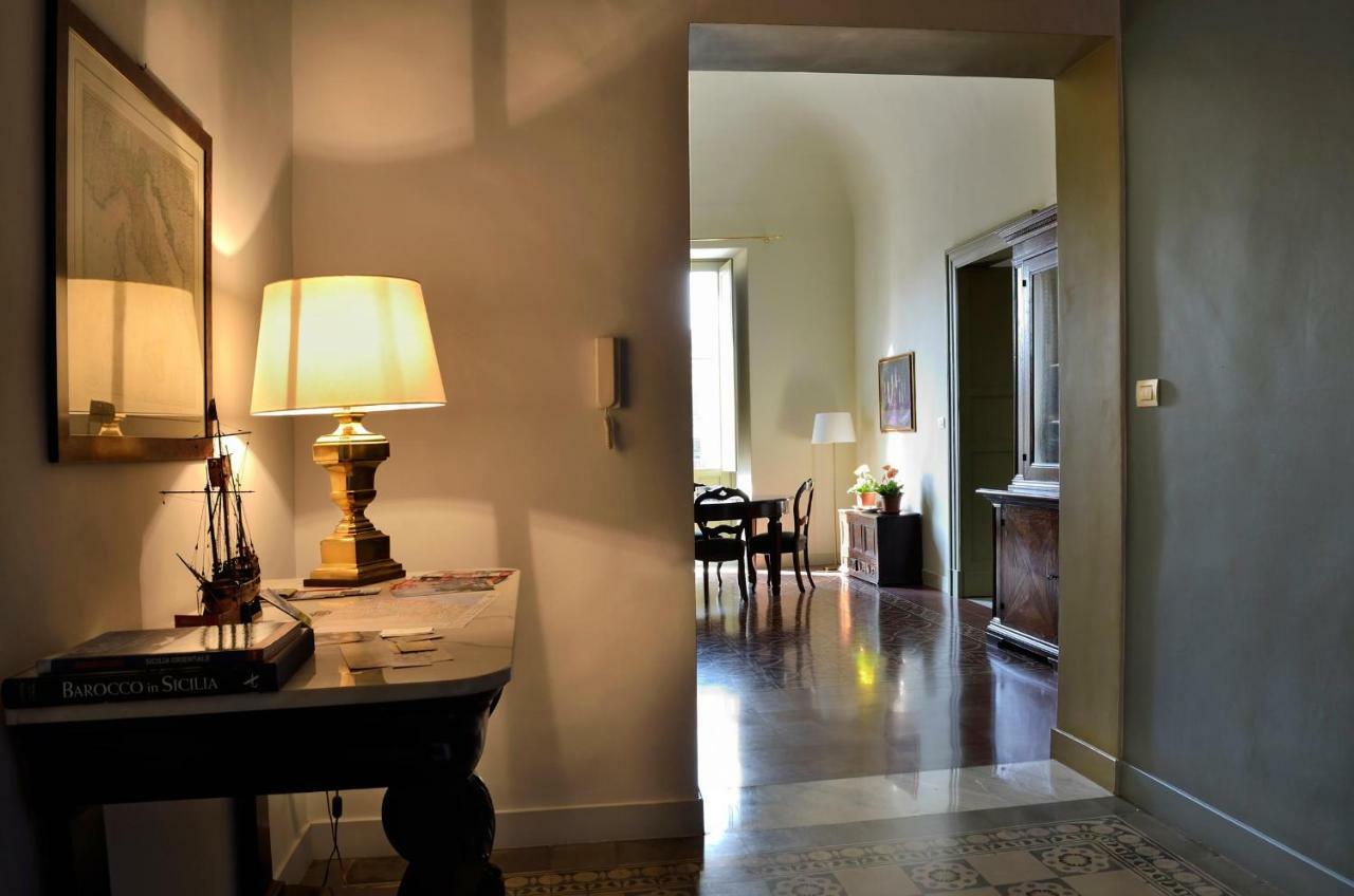 Don Giovanni Charme Apartment Катания Екстериор снимка